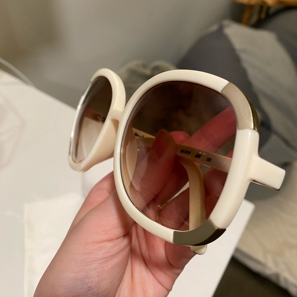 Chloe Sunglasses - Picture 4 of 9